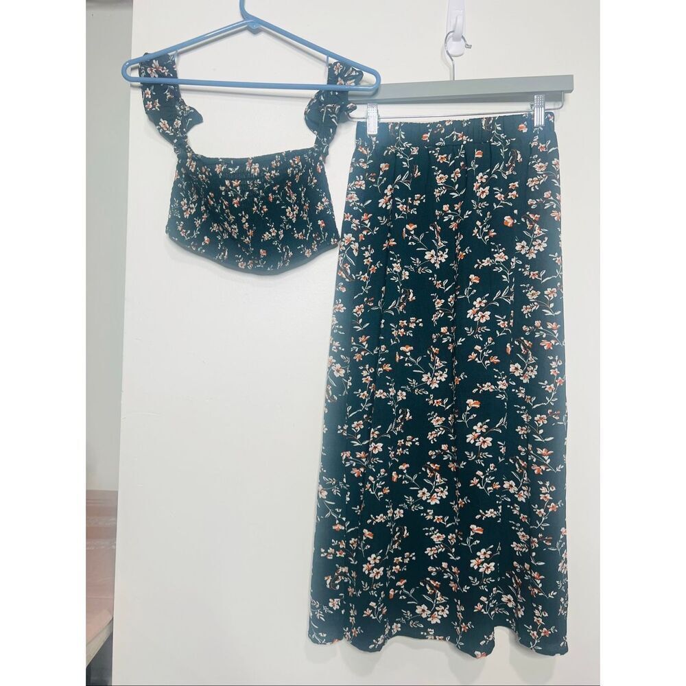 Shein Green Two Piece Top and Maxi Skirt Orange Ivory Floral Sz Small  Boho